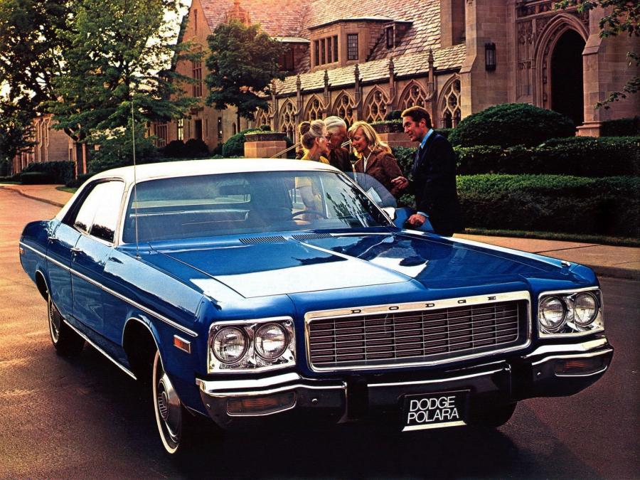  Dodge Polara Custom Hardtop Sedan 1973 года  (фото 2 из 2)